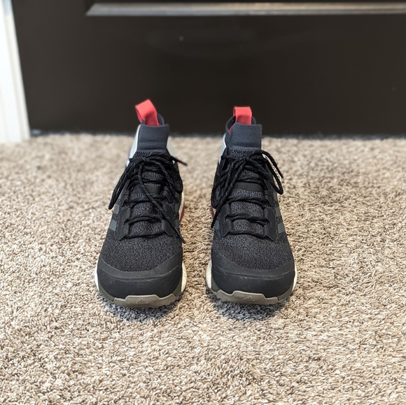 Adidas Hikers - Picture 3 of 6